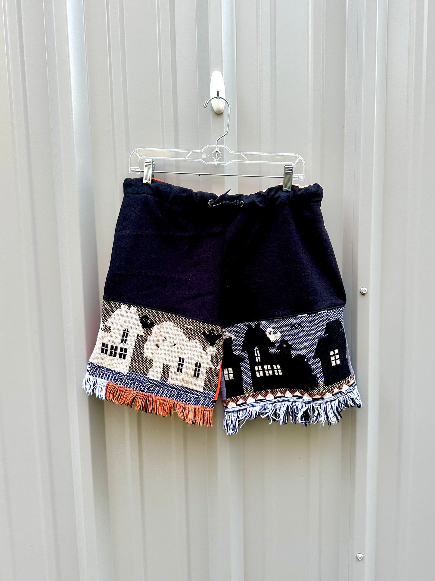 Haunted House (Shorts Only)